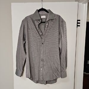 Robert Graham Men's Black and Gray Casual Button-Down Shirt